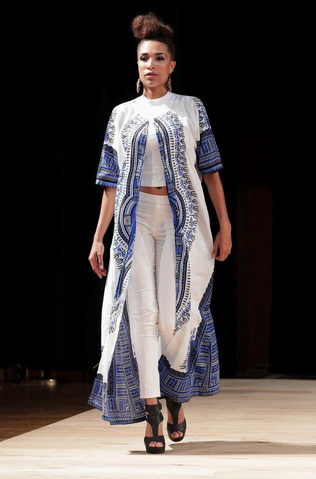 Folk Style Classic High Elastic Printing Cape Short Sleeves Shirts Standard Size Cloak