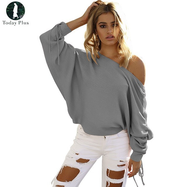 2017 New Strapless Sweater Knitted Autumn Blouses Skew Collar Fashion Long Sleeve Batwing Sleeve Top Knitting Wool Shirts Women